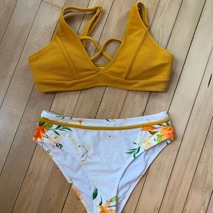 Cupshe size small bikini.